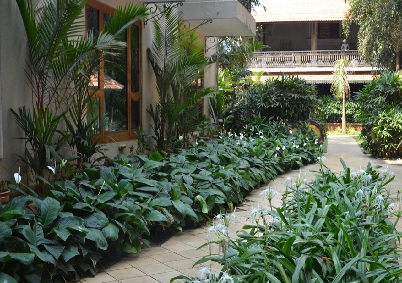 Tangerine Boutique Resort Calangute Exterior photo